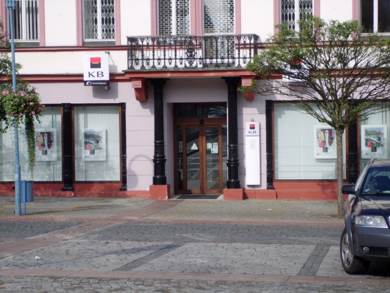 Komercni banka Decin Masarykovo namesti.jpg