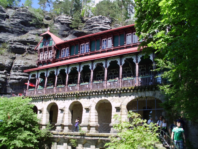 Soubor:Hotel Sokoli hnizdo.jpg