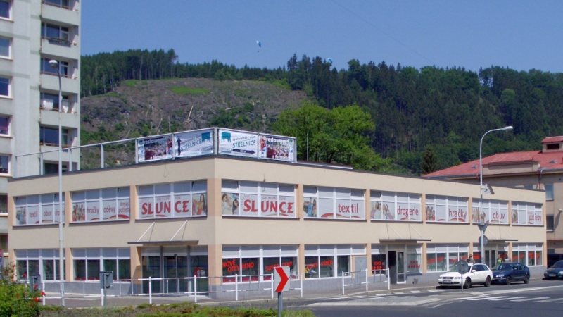 Obchodni dum Slunce Decin.jpg