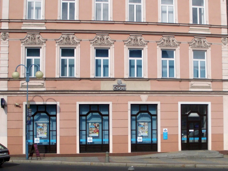 CSOB Decin Masarykovo namesti.jpg