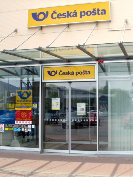 Soubor:Posta Decin Obloukova.jpg