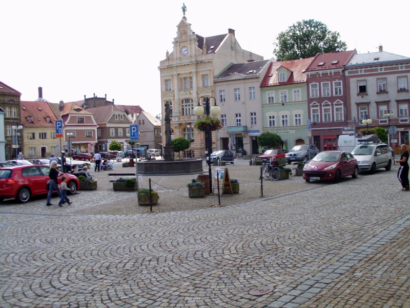 Mirove namesti Ceska Kamenice.jpg